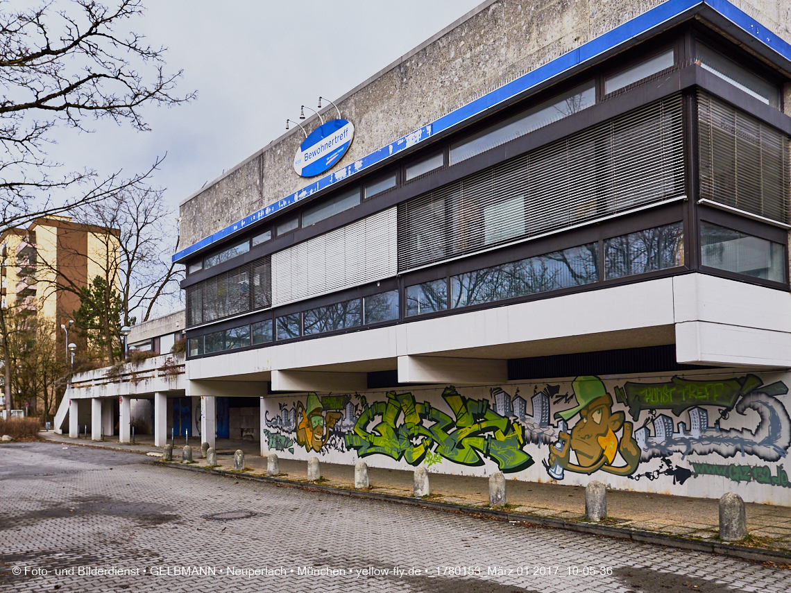 01.03.2017 - die Abrissbaustelle Quiddezentrum in Neuperlach